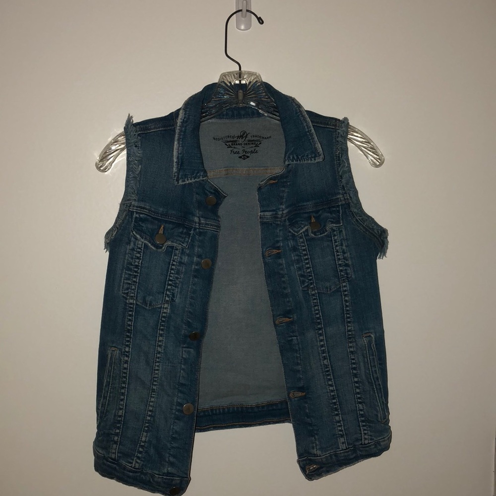 FREE PEOPLE DEMIN VEST